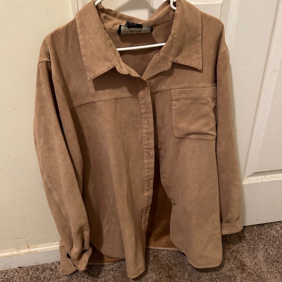 Jackets - Picture 11 of 12